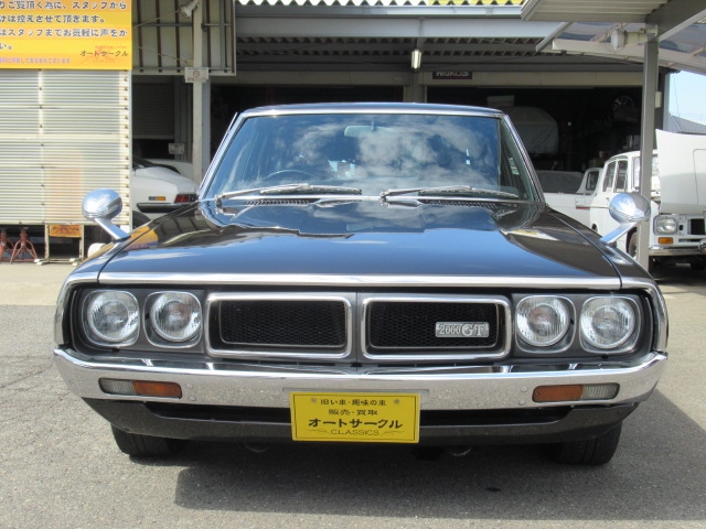 凛々しいフロントマスク