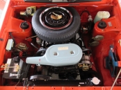 綺麗に仕上げたエンジンルームに搭載の機関はＥＡ６３型水平対向４気筒エンジン　独特の排気音はカタログで野生の響きと形容　好調です