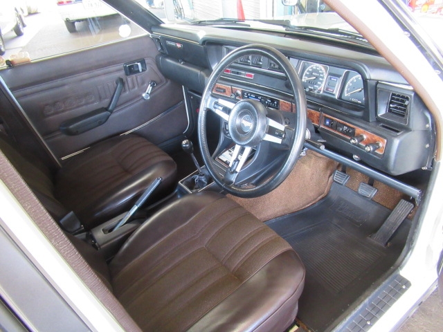 ひどい汚れや傷みなく、とても綺麗な室内