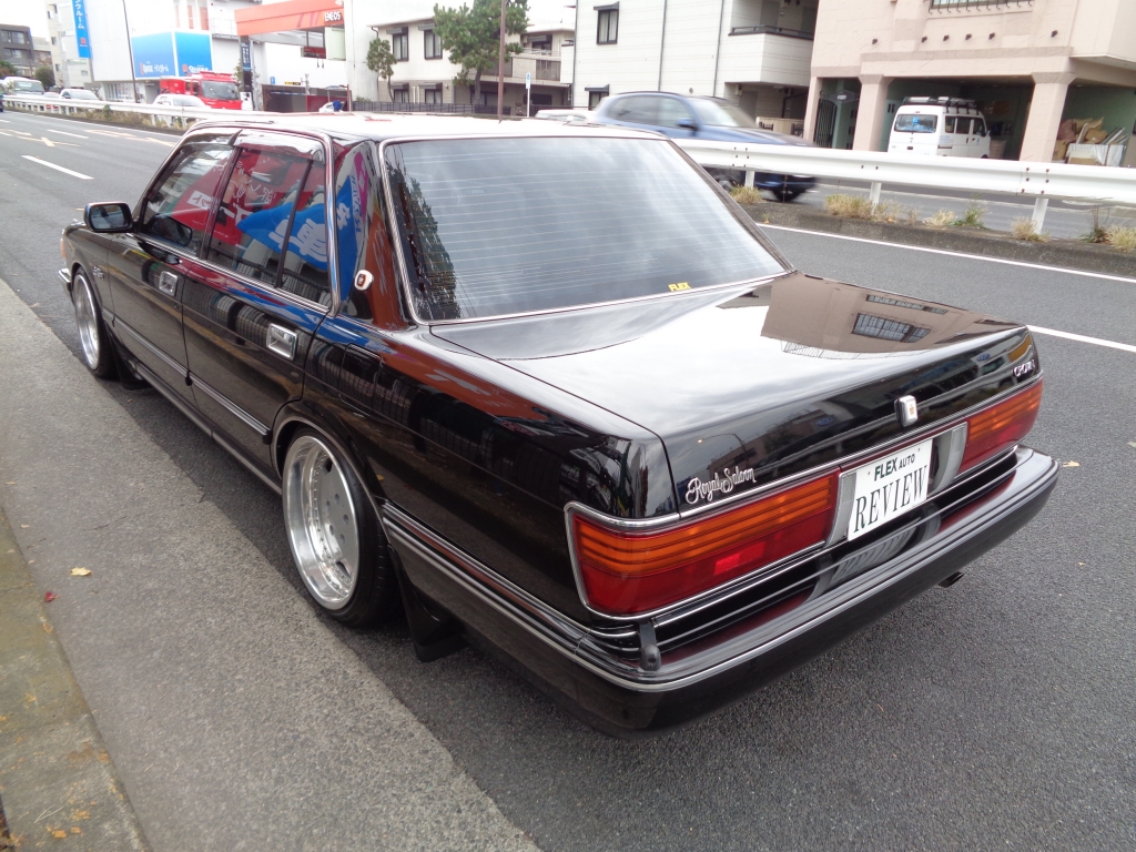 旧車探し旧車選びなら 特選 旧車情報 トヨタ クラウン